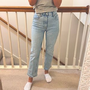 Abercrombie & Fitch Women’s 90’s Straight Ultra High Rise Jeans - size 25 XS